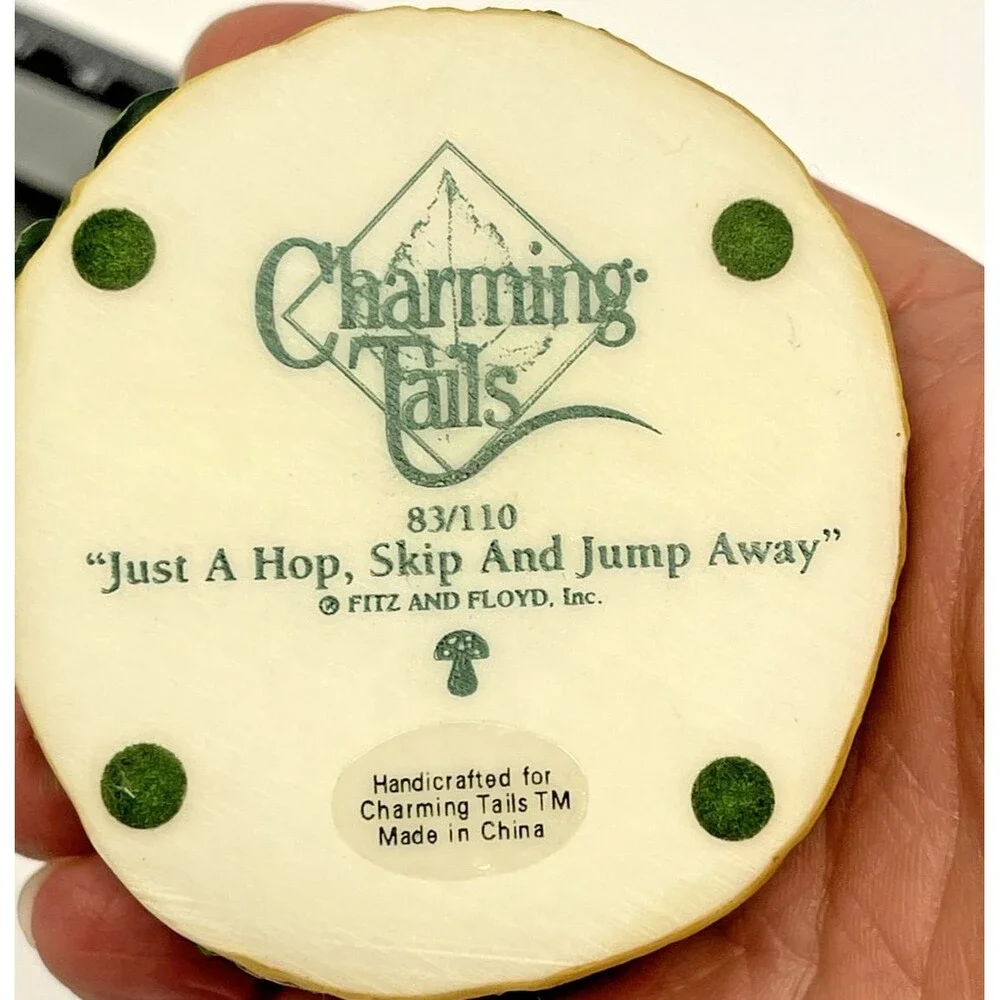 Fitz and Floyd Charming Tails “Just a Hop, Skip and a Jump Away” Mouse 83/110-VG